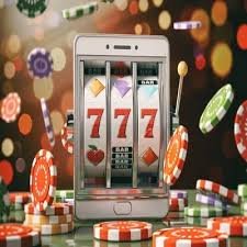 Filipino players enjoying km888 mobile gaming platform on their smartphones